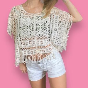 ✮ ivory crotchet fringe shawl  ✮